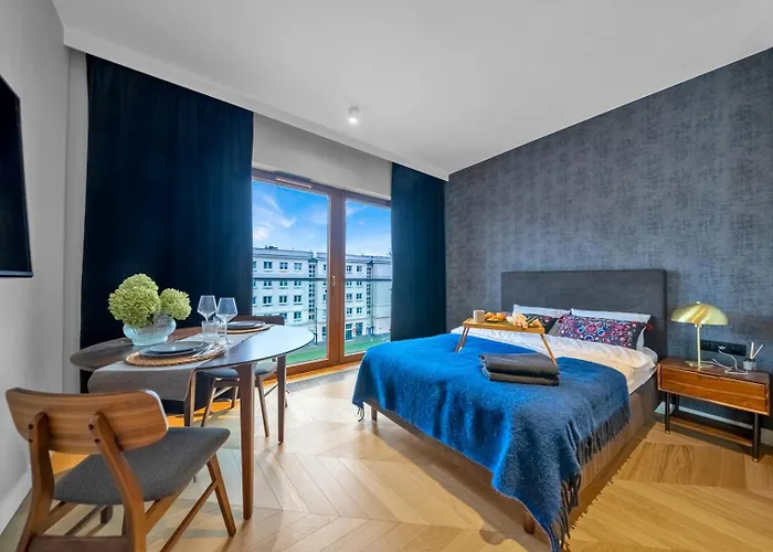 Wola Studio - Balcony, Bus&Tram Nearby - By Rentujemy