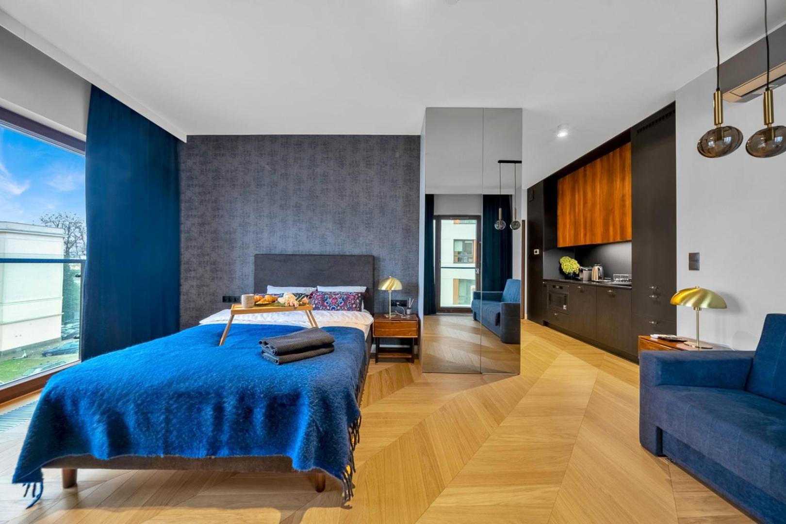 Apartament Wola - Balcony, Bus&tram Nearby - By Rentujemy