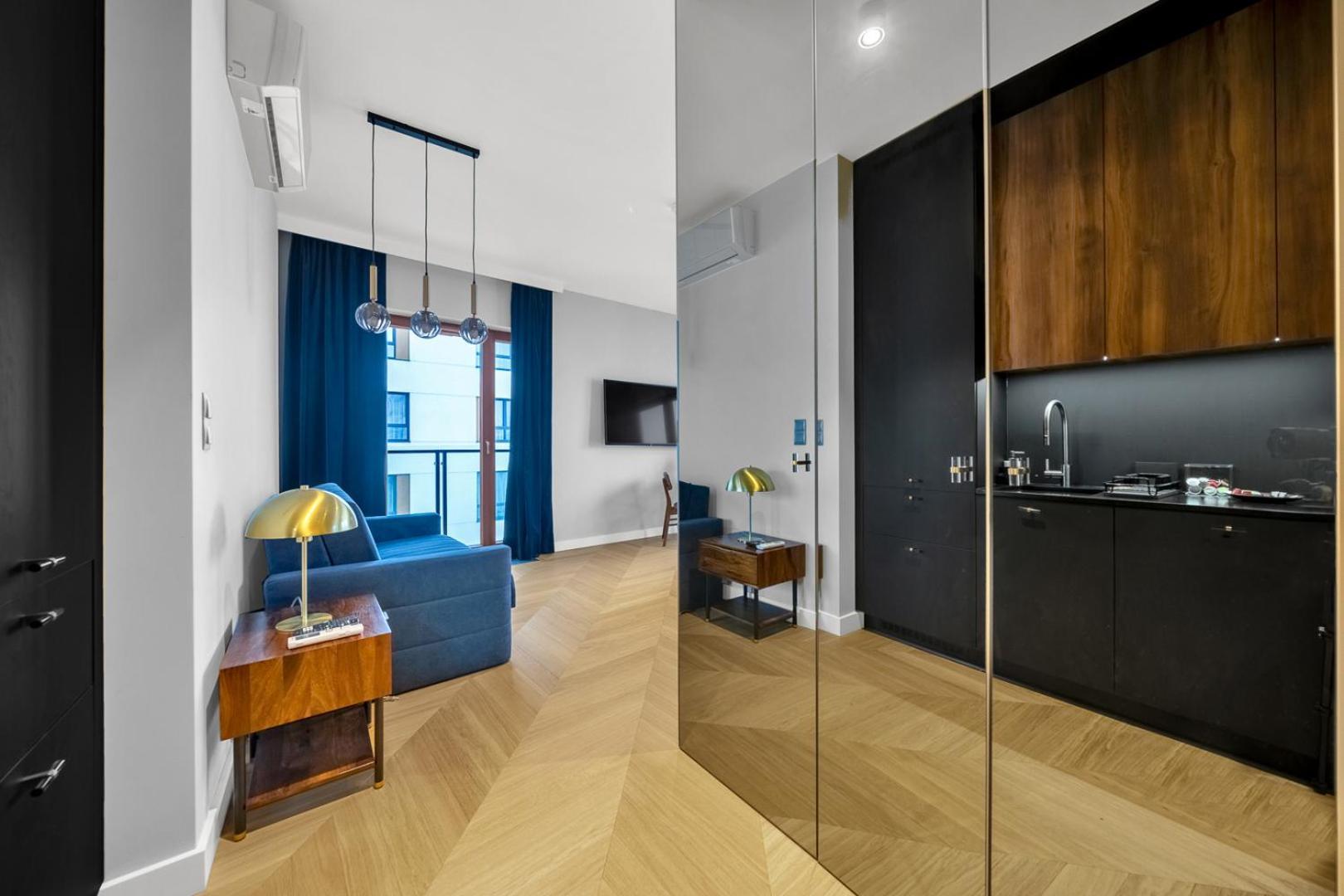 Wola - Balcony, Bus&tram Nearby - By Rentujemy Warszawa