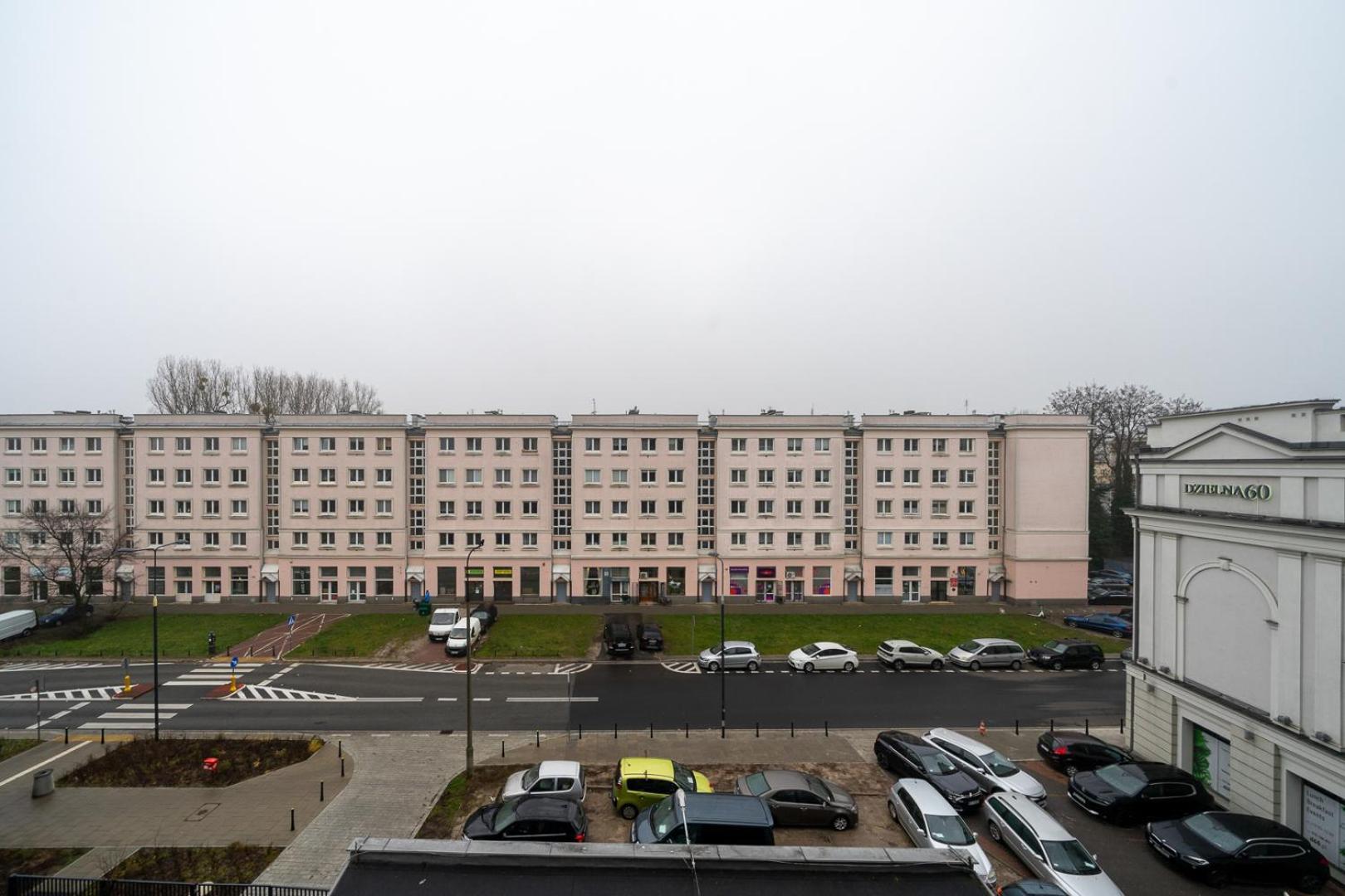 Apartament Wola - Balcony, Bus&tram Nearby - By Rentujemy