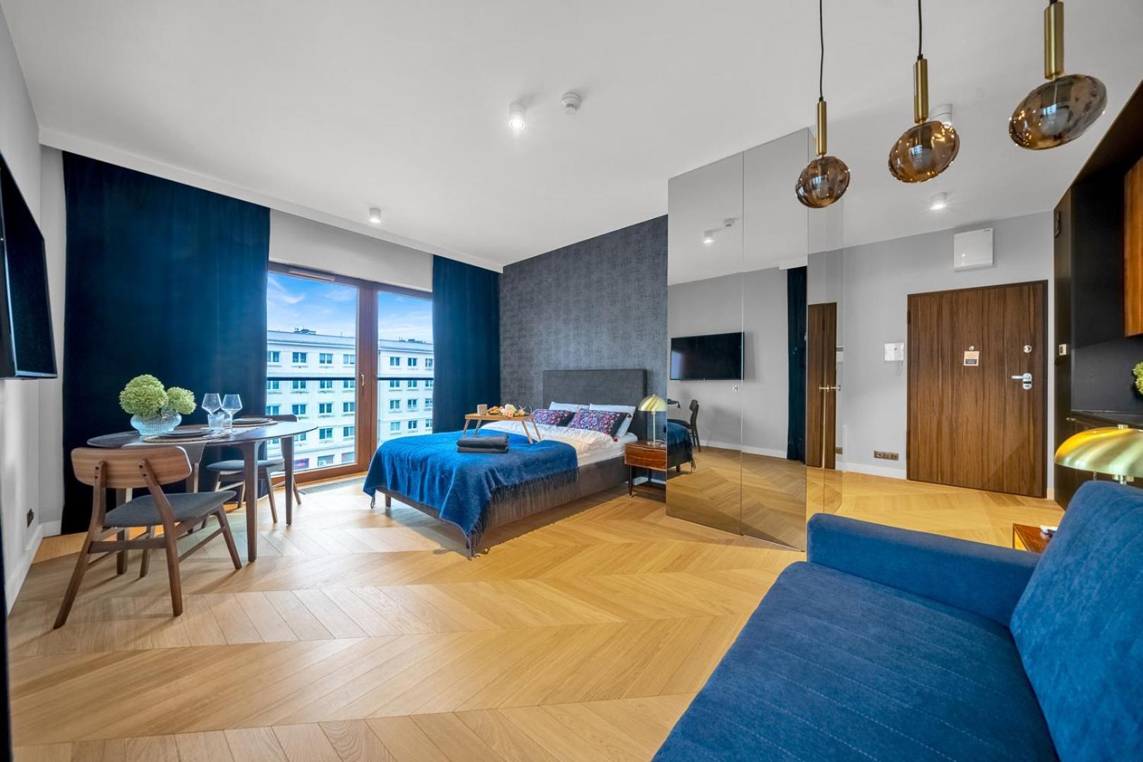 Wola - Balcony, Bus&tram Nearby - By Rentujemy Apartment